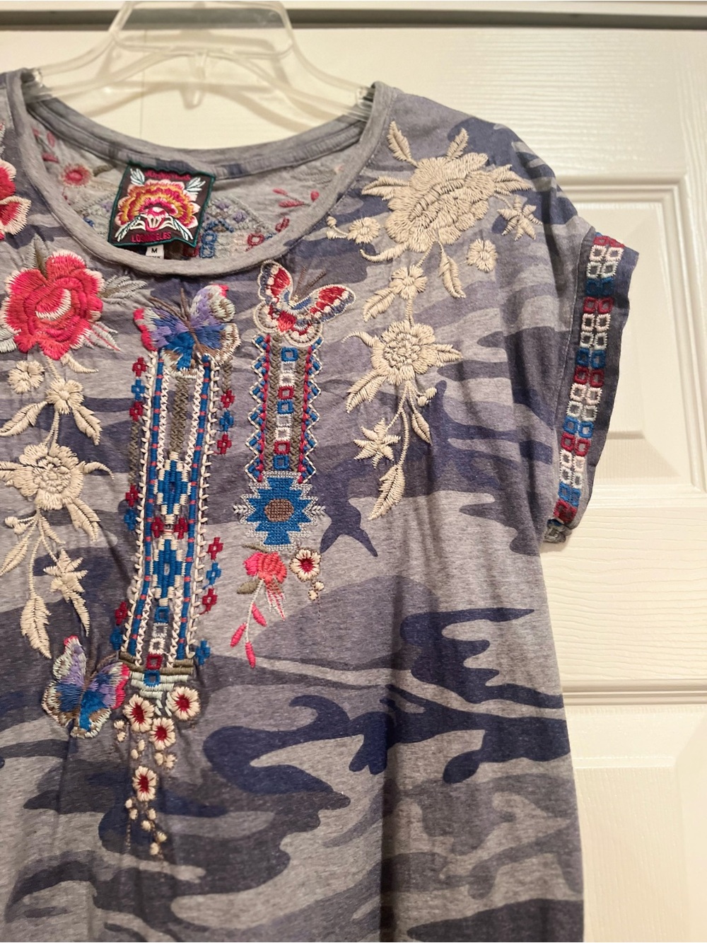 Johnny Was Floral Embroidered Summer Top, size M - Picture 3 of 7